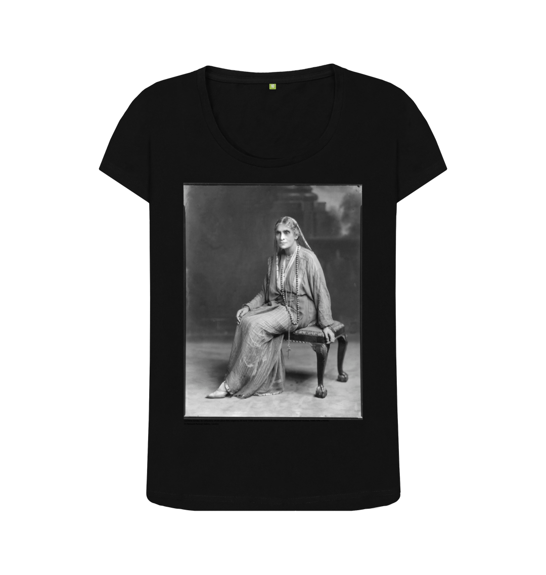 Black printed t shirt front