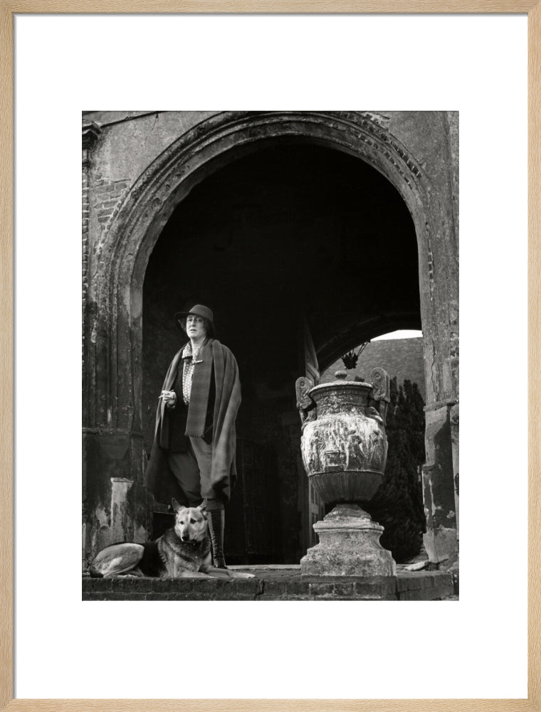 Si 1051675_ihcm 57.22_iwcm 44.00_fls 880600l.tif_fts 880600t.tif_mc ffffff_fwcm 1.50_tmwcm 11.39_bmwcm 11.39_lmwcm 8.00_rmwcm 8.00_maxdim 1000_en_external___iar 1