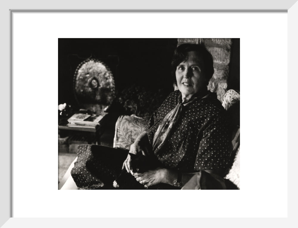 Si 1051708_ihcm 22.00_iwcm 26.29_fls 880231l.tif_fts 880231t.tif_mc ffffff_fwcm 1.50_tmwcm 4.00_bmwcm 4.00_lmwcm 6.85_rmwcm 6.85_maxdim 1000_en_external___iar 1