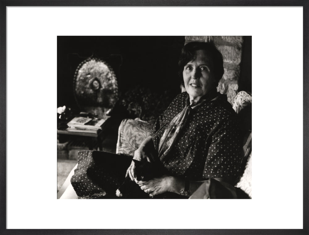 Si 1051708_ihcm 44.00_iwcm 52.59_fls 880229l.tif_fts 880229t.tif_mc ffffff_fwcm 1.60_tmwcm 8.00_bmwcm 8.00_lmwcm 13.71_rmwcm 13.71_maxdim 1000_en_external___iar 1