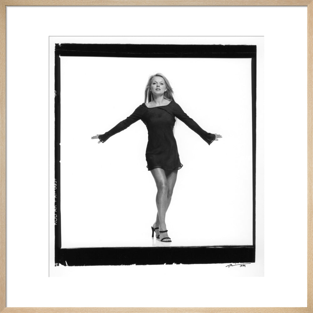 Si 1051797_ihcm 64.00_iwcm 57.21_fls 880600l.tif_fts 880600t.tif_mc ffffff_fwcm 1.50_tmwcm 8.00_bmwcm 8.00_lmwcm 11.40_rmwcm 11.40_maxdim 1000_en_external___iar 1