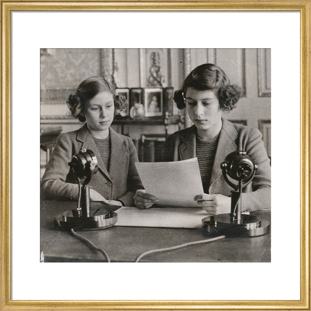 Princess margaret; queen elizabeth ii portrait print (art print, medium, gold frame)