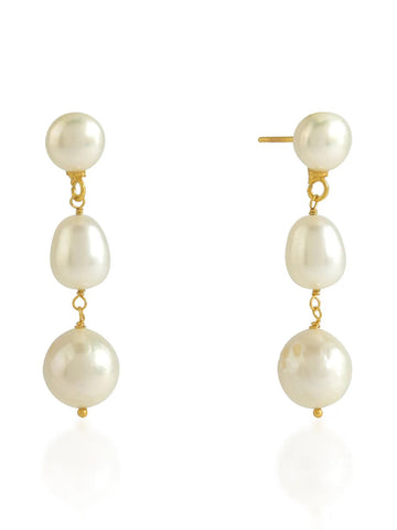 3 pearls dangling in a column on a gold stud earring. 