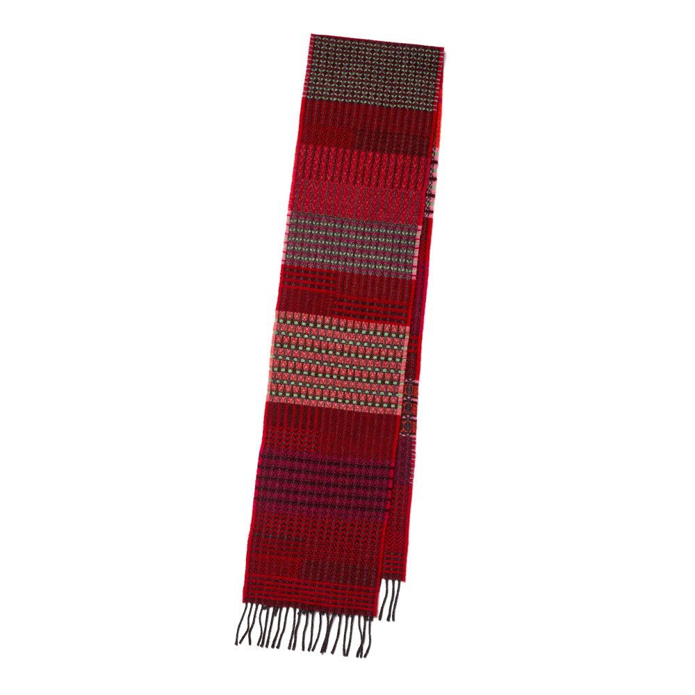 Walton lambswool scarf radish flat