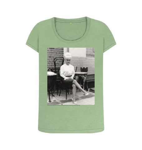 Sage Dame Barbara Windsor Women's Scoop Neck T-shirt