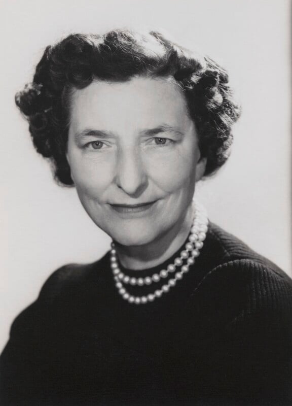 Annie muriel gammans (née paul), lady gammans npg x167733