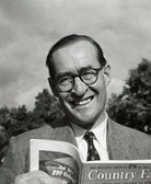 Macdonald Hastings NPG x126640