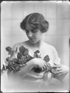 Stella Patrick Campbell NPG x32220