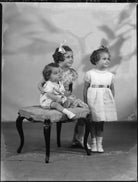 Lady Kinnoull's three children NPG x152496