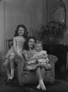 Catherine Armstrong (née Buckley) with her sisters Jane Gwellian Armstrong Slade (née Buckley) and Marion Miranda Armstrong Buckley. NPG x73142