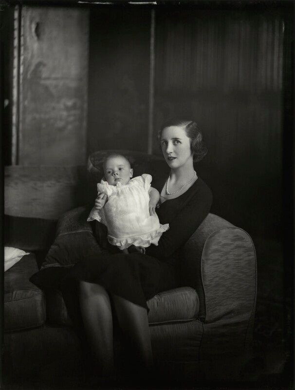 Alastair pinckard leslie; coral angela leslie (née pinckard) npg x151631