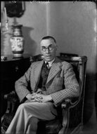(George) Warwick Deeping NPG x26761