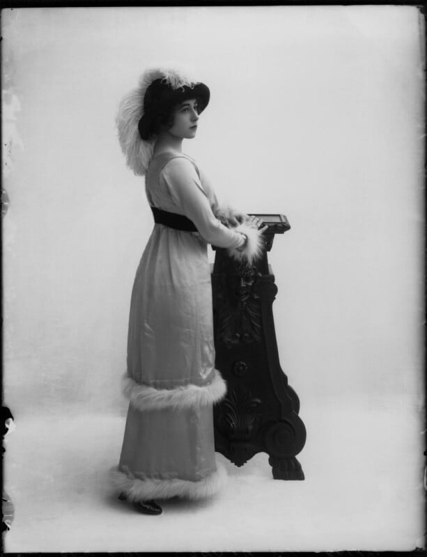 Yvonne arnaud npg x34950