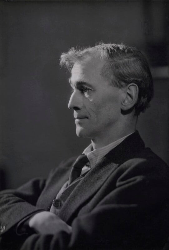 Robert lynd npg x24040