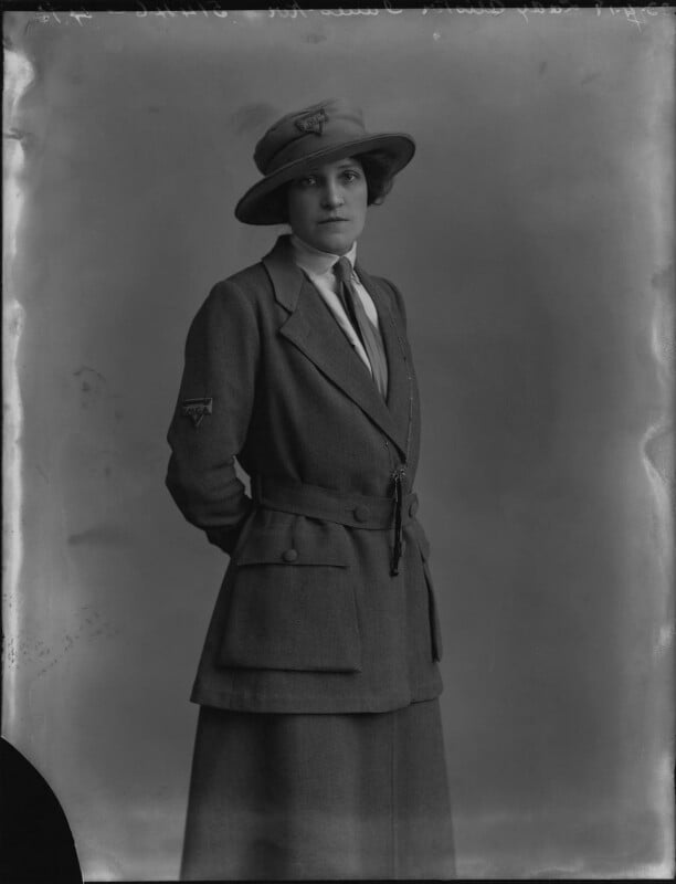 Annie (née breese), lady innes ker npg x33460