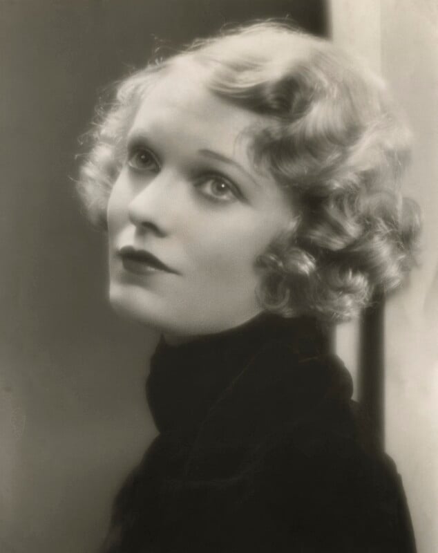 Anna neagle npg x83444