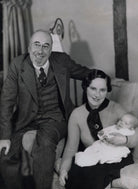 Frank Arthur Swinnerton; Mary Dorothy Swinnerton (née Bennett); Olivia Mary Swinnerton NPG x137246