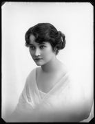 Freda Large NPG x102522