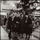 Ida Kar with Salvation Army friends NPG x134486