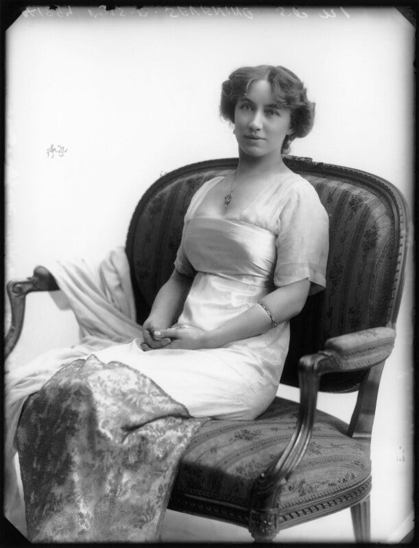 Dora sevening npg x102413