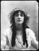 Julia James NPG x102022