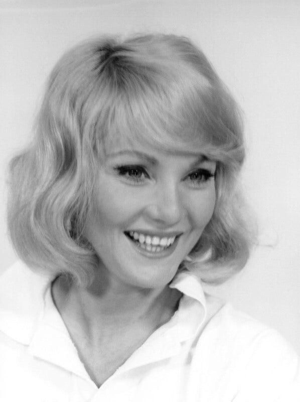 Diane cilento npg x125389