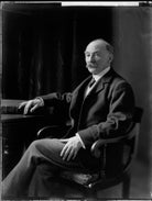 Thomas Hardy NPG x81696