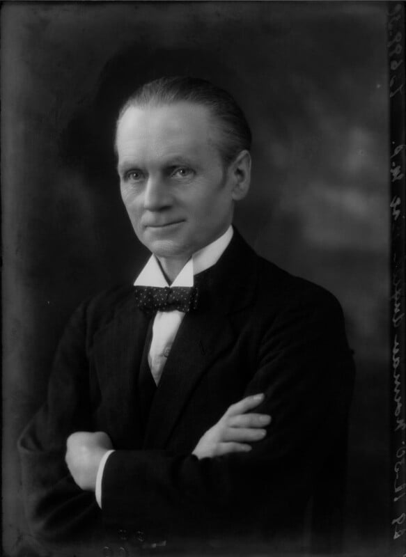 Sir norman angell npg x26743