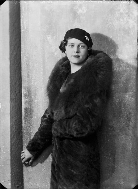 Winifred alice d'anyers (née willis), countess de salis npg x179325