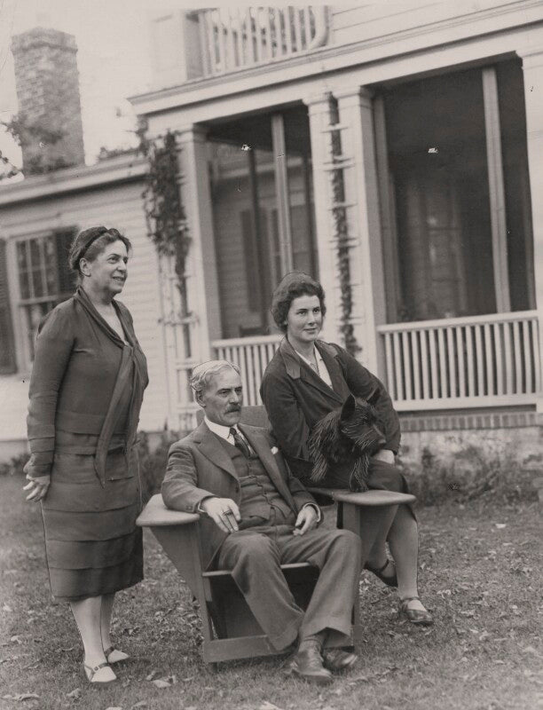 Lillian ward; ramsay macdonald; ishbel macdonald npg x139625
