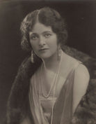 Gladys (née Drury), Lady Beaverbrook NPG x9097