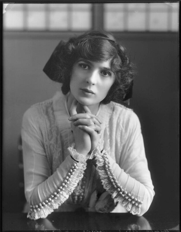 Julia james npg x102220