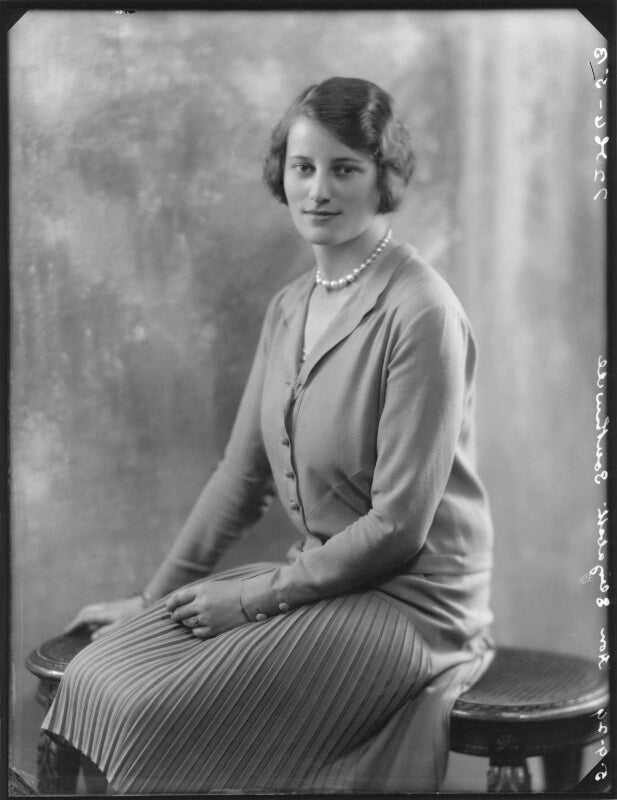 Hon. elizabeth katherine mary cameron (née southwell) npg x124743