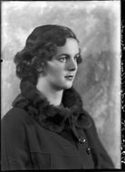 Lady (Sibell) Alma Kathleen Jolly (née Le-Poer-Trench) NPG x104455