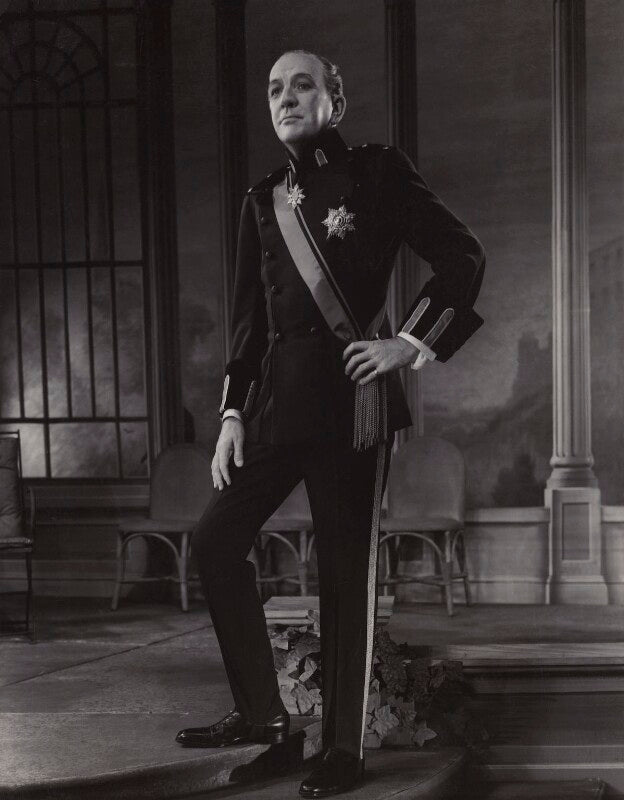 Noël coward as king magnus in 'the apple cart' npg x135615