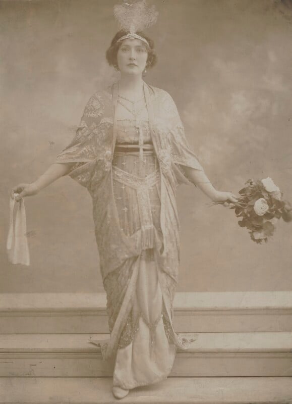 Daisy irving npg x85505