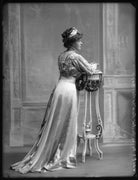 Mabel Love NPG x101719