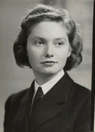 Elizabeth Sylvia Neville Osmond-Smith (née Moss) NPG x90707