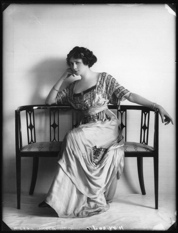 Valli valli (née valli knust) npg x101935