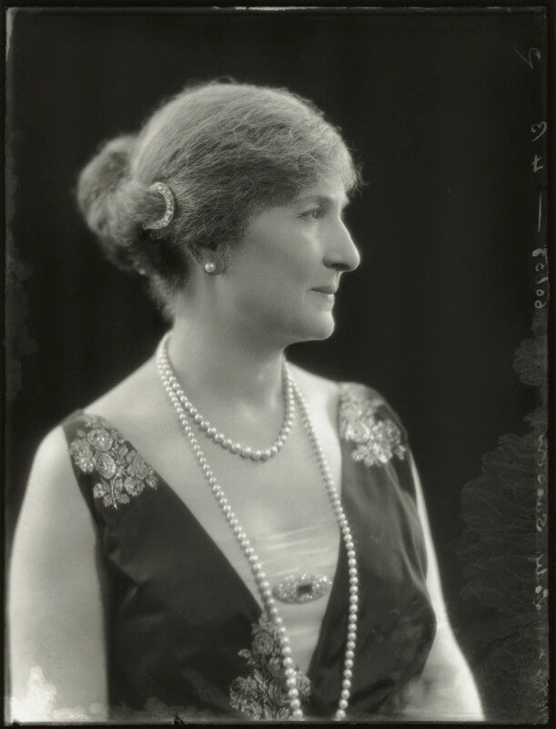 Leontine (née levy), lady sassoon npg x121716