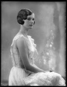 Hon. Rosemary Jean McLaren (née Balfour) NPG x124655