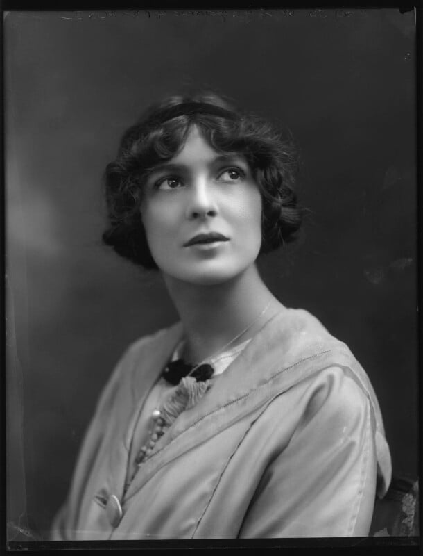 Julia james npg x101963