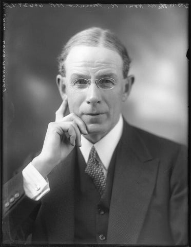 Robert Munro, 1st Baron Alness NPG x121925