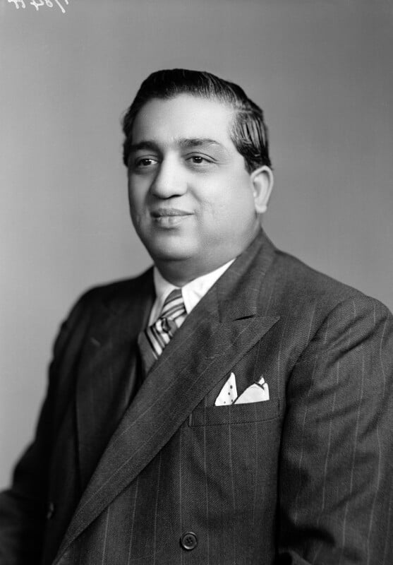 Sir pratapsinha gaekwar sena khas khel shamsher bahadur, maharaja of baroda npg x97836