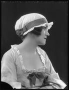 Kathlyn Hilliard (Kate Hill Baker, née Miller) NPG x103841