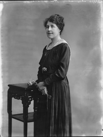 Margaret Elizabeth (née Roberts), Lady Armstrong-Jones NPG x33487