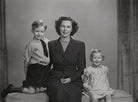 Joan Kathleen (née Twining), Lady Carr with her children David and Susan NPG x86627