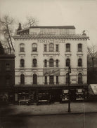 View of H. Walter Barnett's photographic studio, 1 Hyde Park Corner NPG x135096