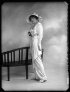 Evelyn D'Alroy NPG x102586