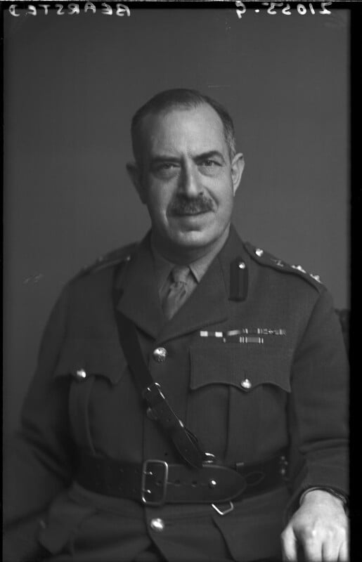 Walter horace samuel, 2nd viscount bearsted npg x164446
